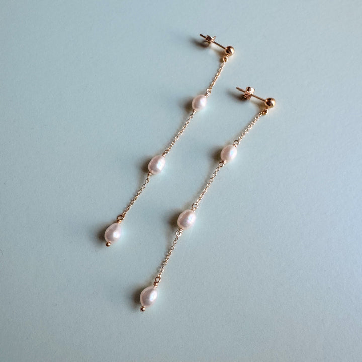 Freshwater pearl  and gold filled chain earrings